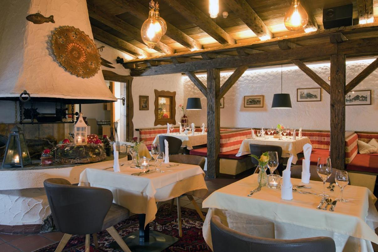 Truyenhof Hotel 4*